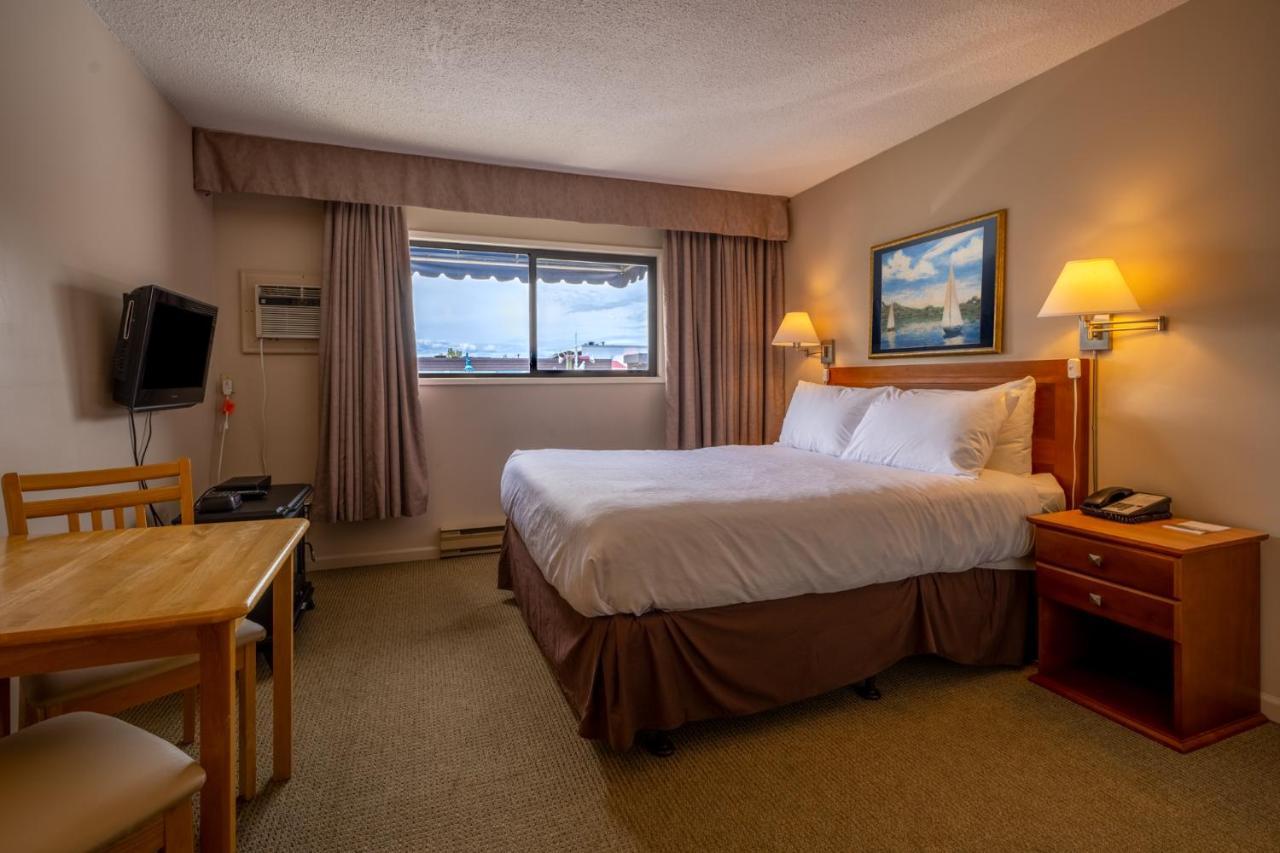 Sidney Waterfront Inn & Suites Esterno foto