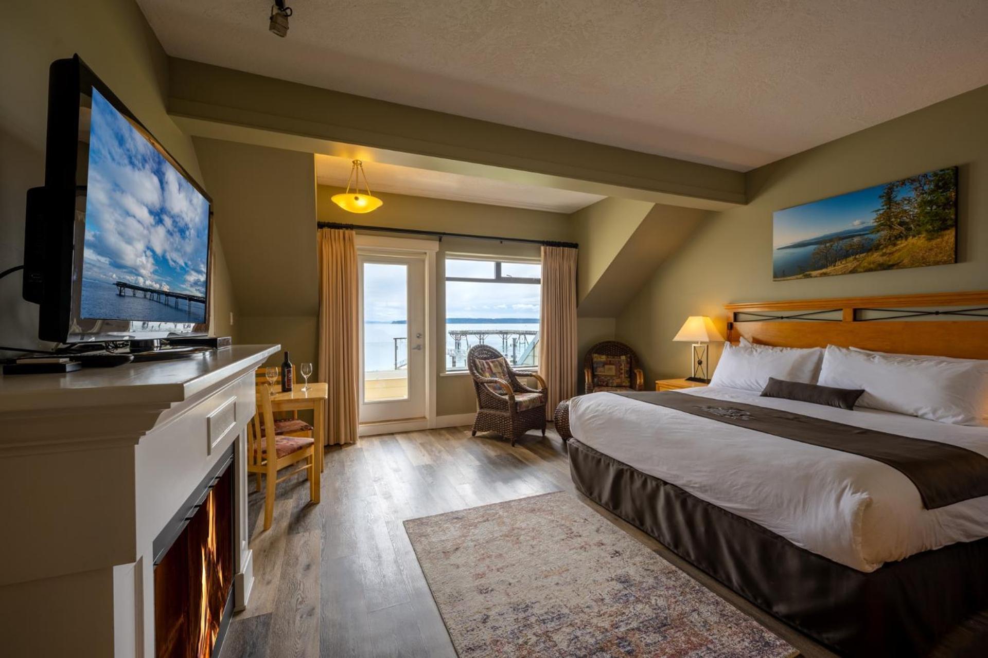 Sidney Waterfront Inn & Suites Esterno foto