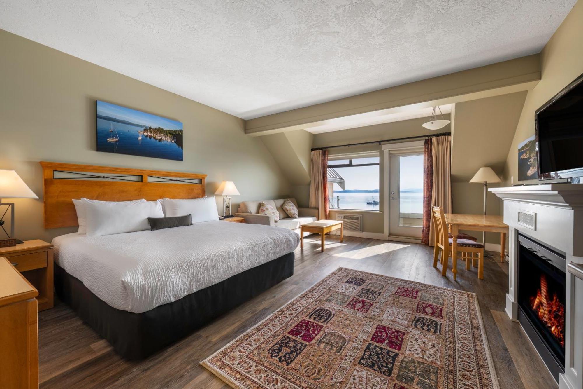 Sidney Waterfront Inn & Suites Esterno foto