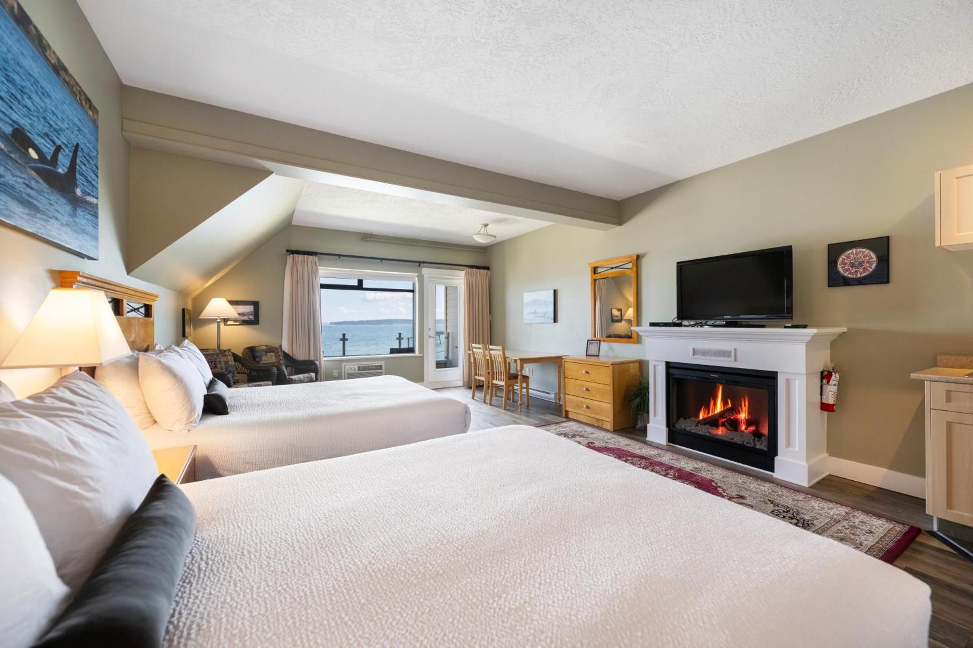 Sidney Waterfront Inn & Suites Esterno foto